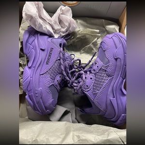 Toddler Balenciagas Worn Once in brand new condition